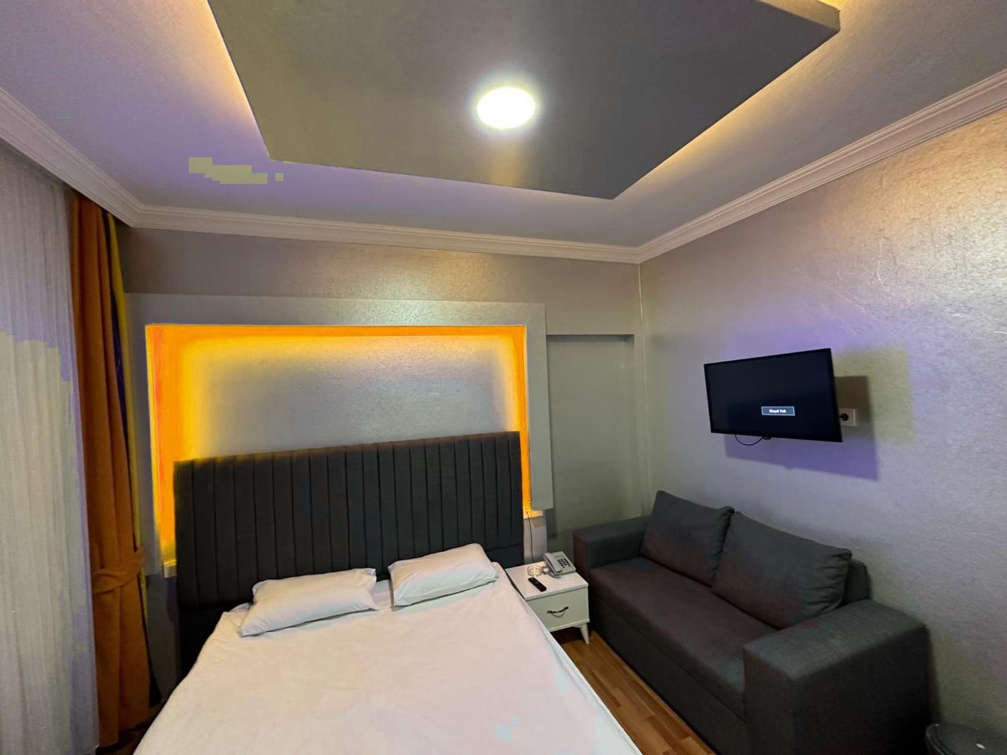 Garden Family Hotel อิสตันบูล ภายนอก รูปภาพ